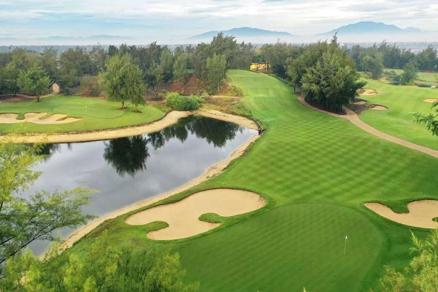 Montgomerie Links Vietnam - Danang golf package